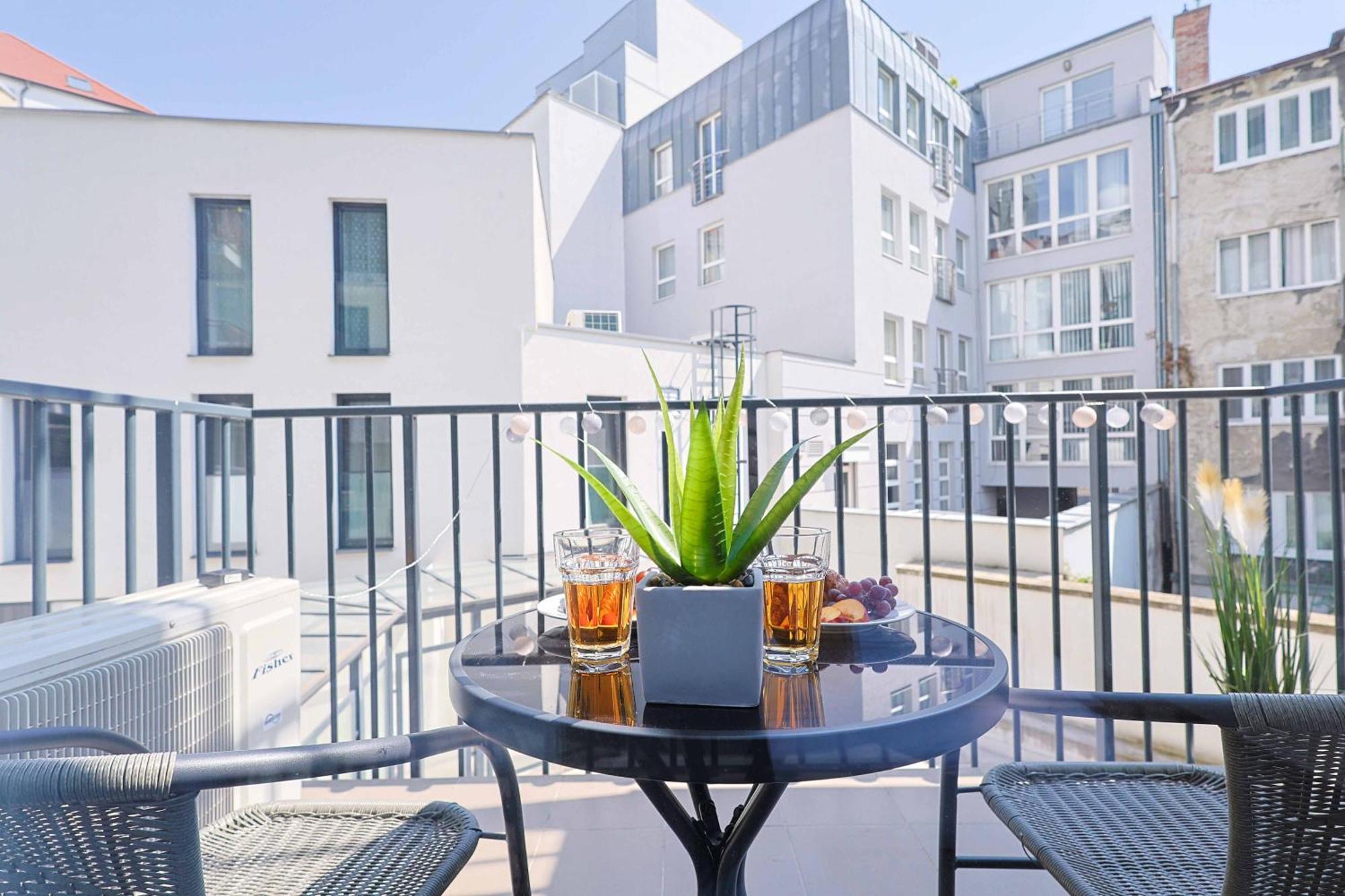 Apartmán Adamick Place In City Centre With Free Parking Bratislava Exteriér fotografie